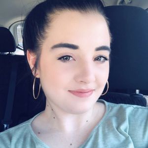 Meet your Posher, Kelli